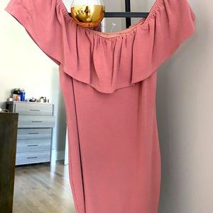 Short Thick pink dress, shoulderless